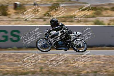 media/Apr-19-2025-AHRMA (Sat) [[3d98ca3309]]/Race/Group 1/Turn 4/